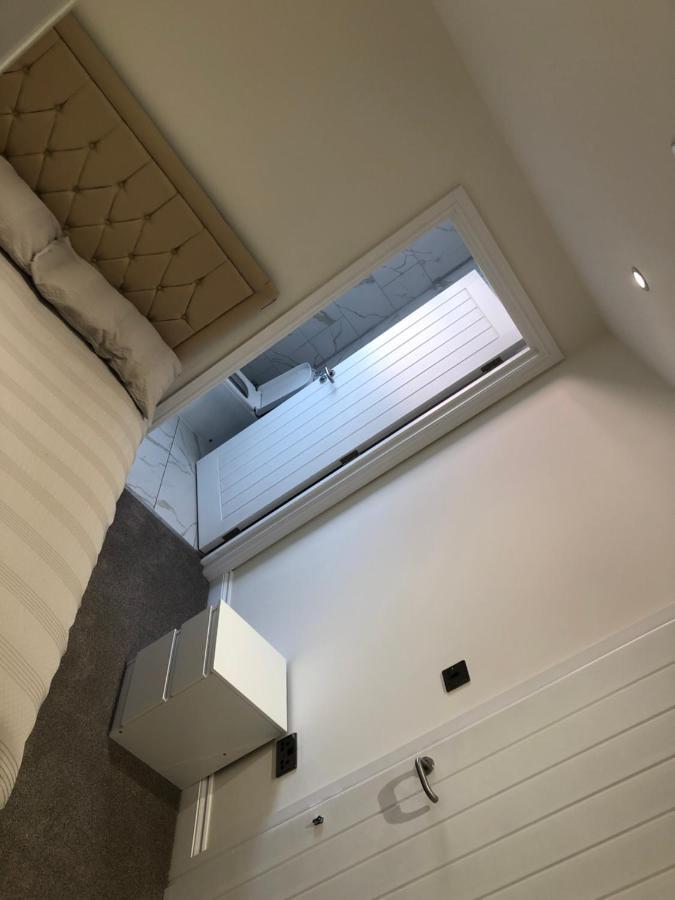 5 Bedroom House In Orpington Dış mekan fotoğraf