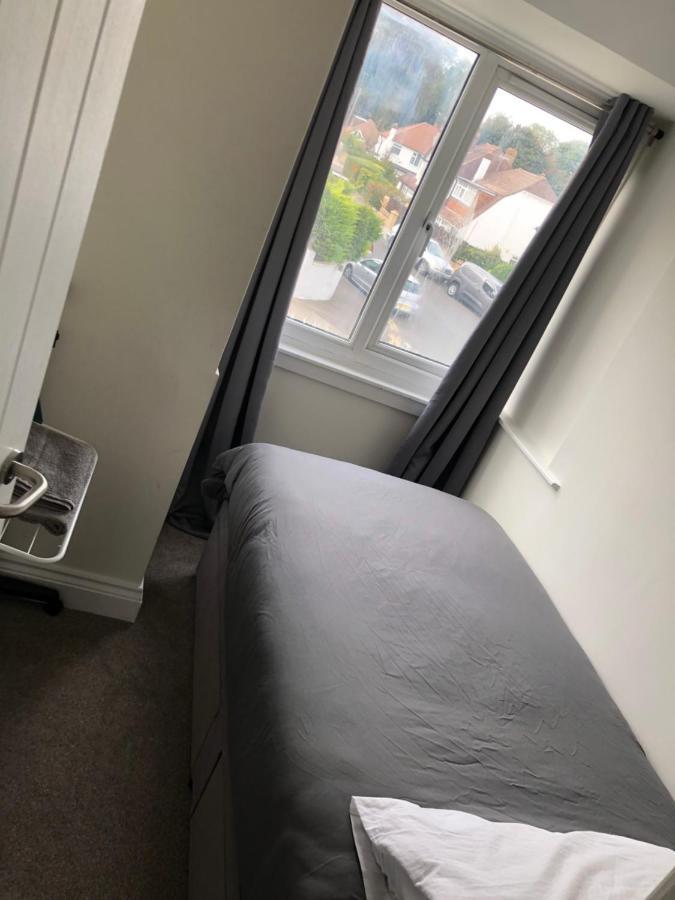 5 Bedroom House In Orpington Dış mekan fotoğraf