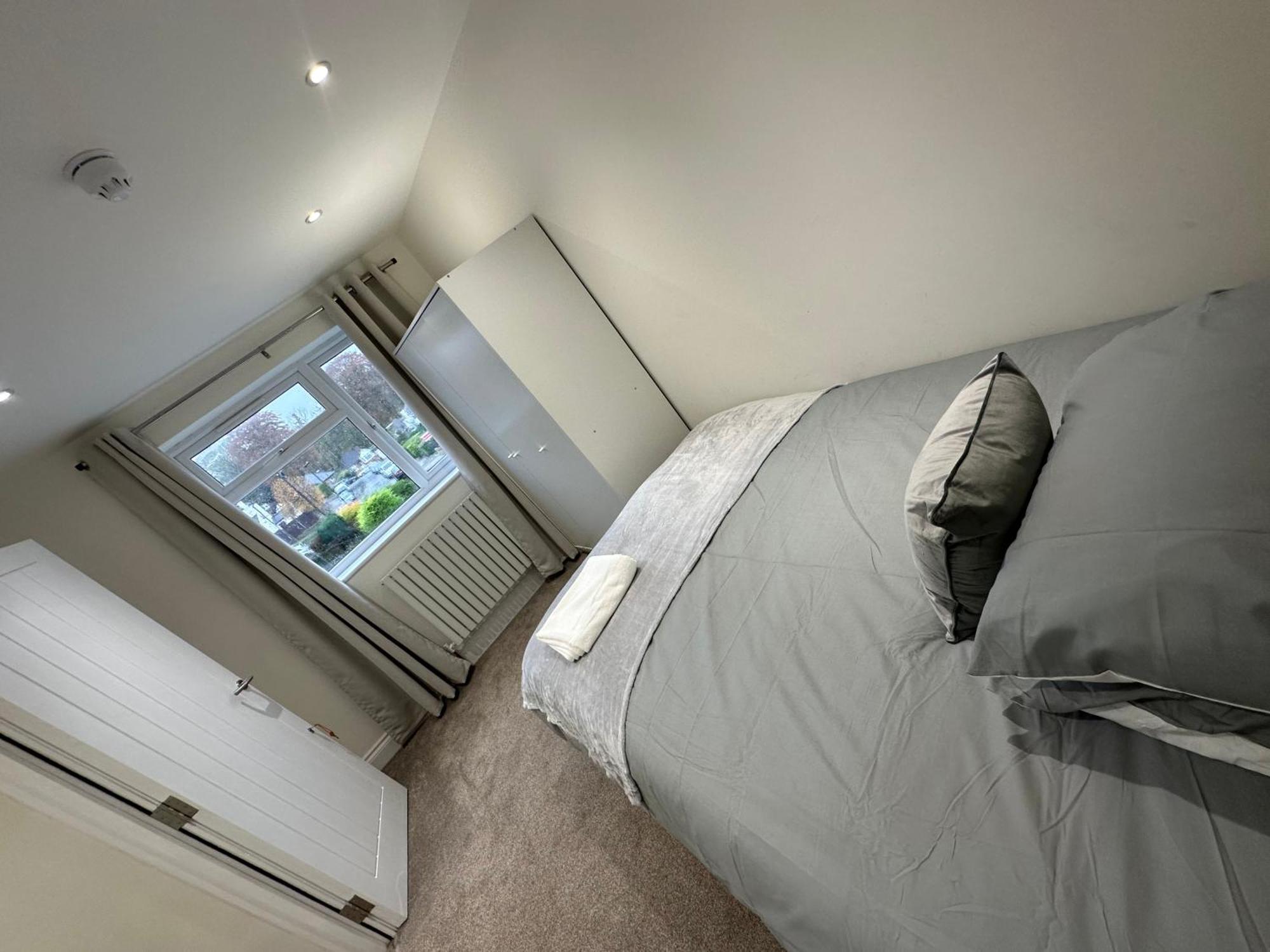 5 Bedroom House In Orpington Dış mekan fotoğraf