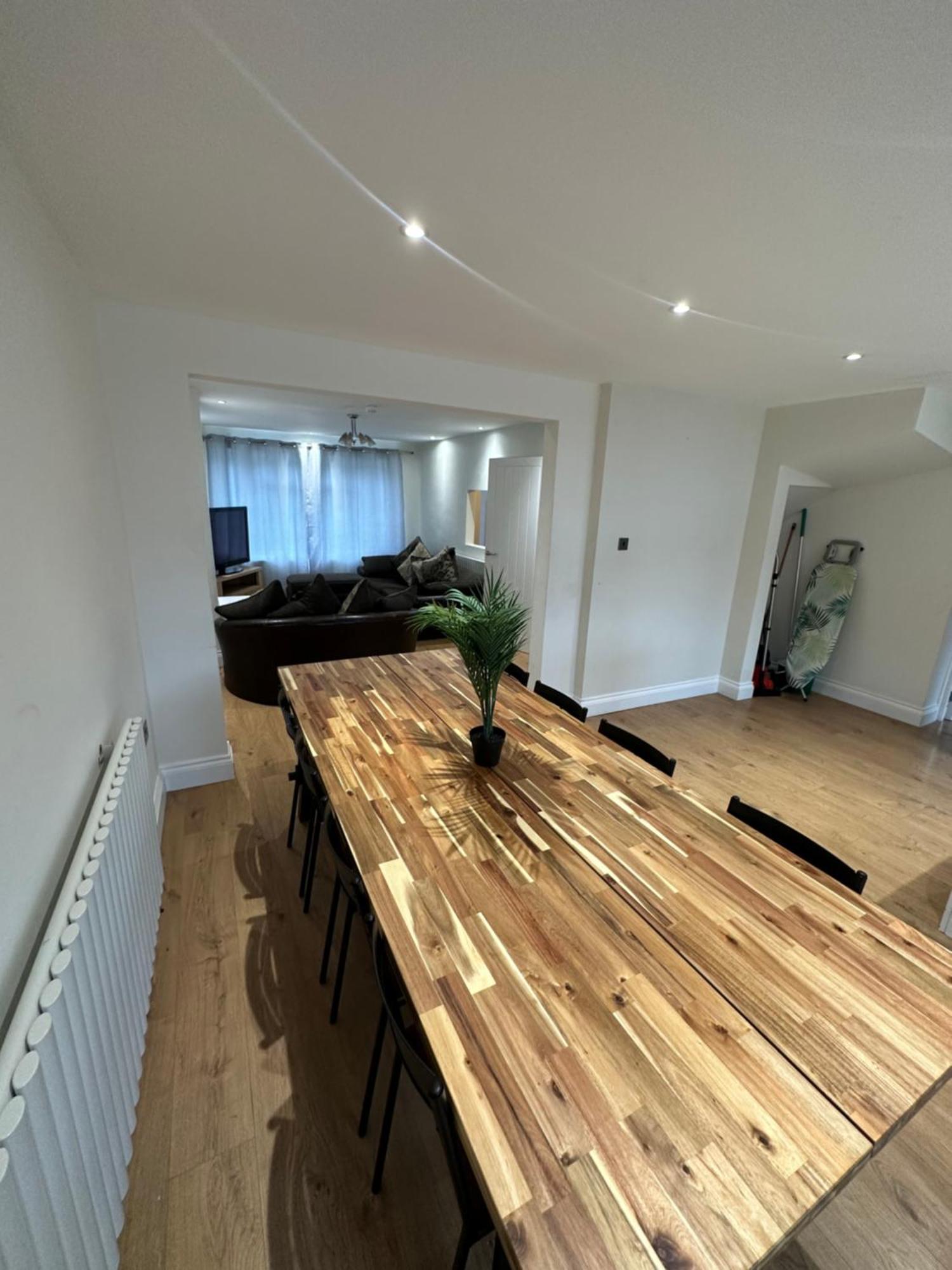 5 Bedroom House In Orpington Dış mekan fotoğraf
